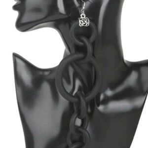 Elegant Black Chain Link Earrings